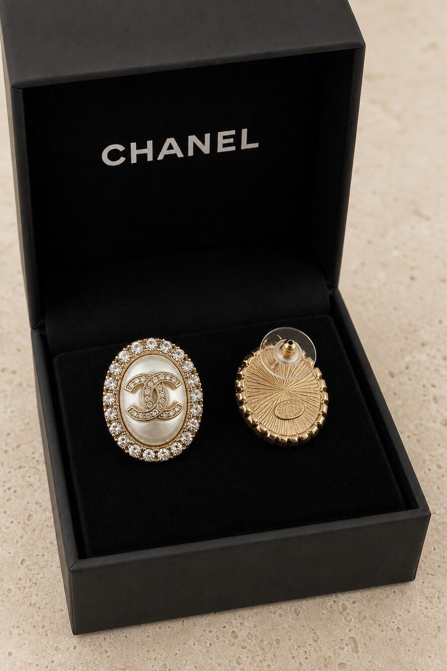 CHANEL Classic Parisian Earrings Style 34 | New with Box - Picture 5 of 9